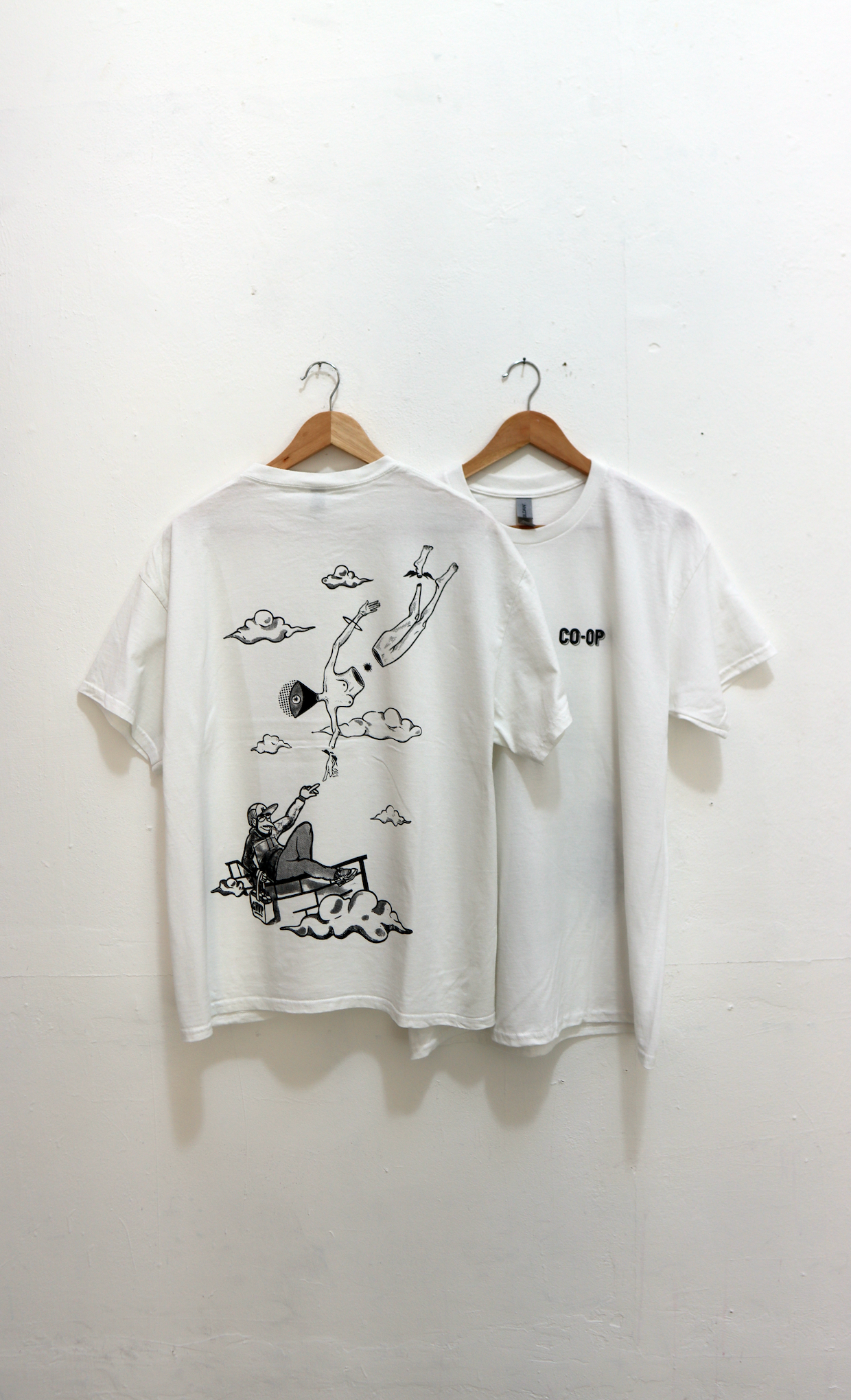 Um Pinhão x Khemeteye