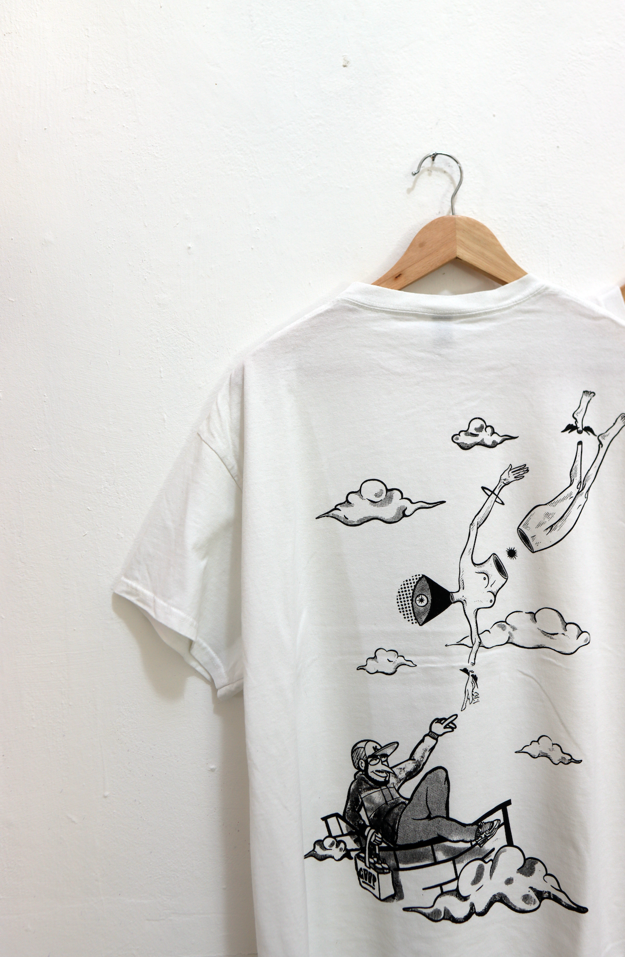 Um Pinhão x Khemeteye